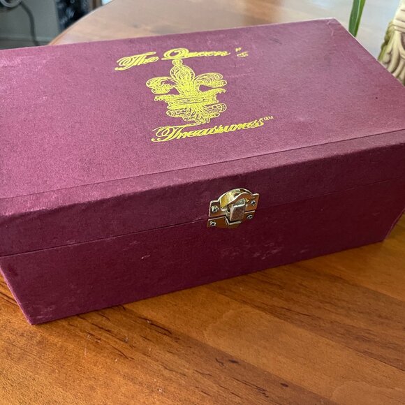 The Queens Treasures Miniature Tea Set Free Shipping - Picture 4 of 10